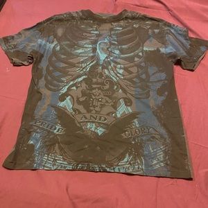 affliction style t shirt xl